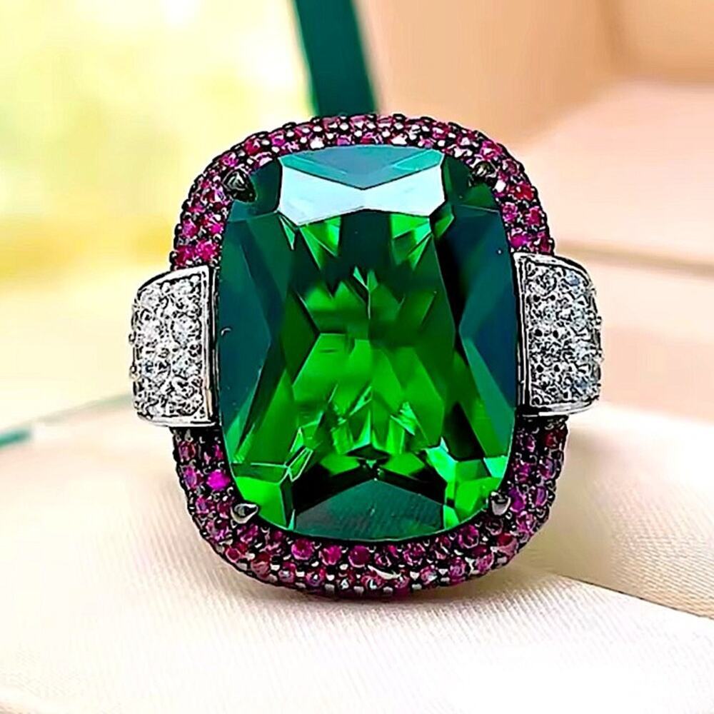 Emerald Green Statement Ring with Pink Halo - Picture 3 of 9